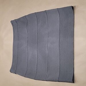 Thalian Size 8P, Gray Bandage Mini Skirt, Excellent Used Condition